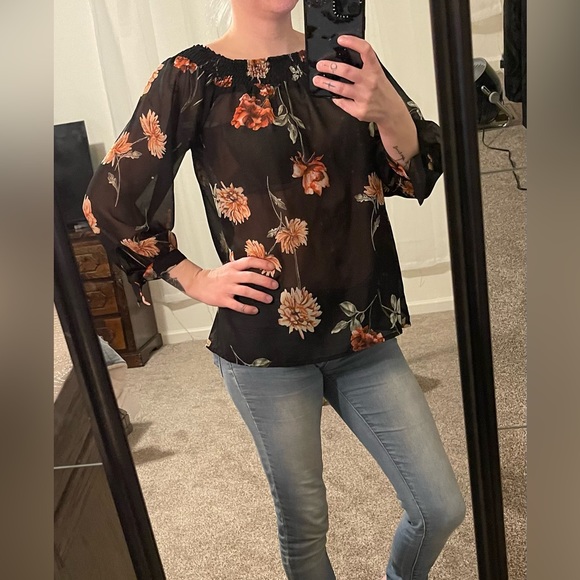 Timing Floral optional Off The Shoulder Blouse, Size Small, - Picture 3 of 9